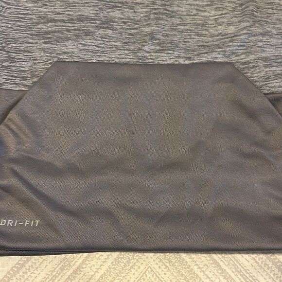 Nike Boys Dri-Fit Two Tone Logo Grey Hooded Sweatshirt- Size S - Picture 3 of 8